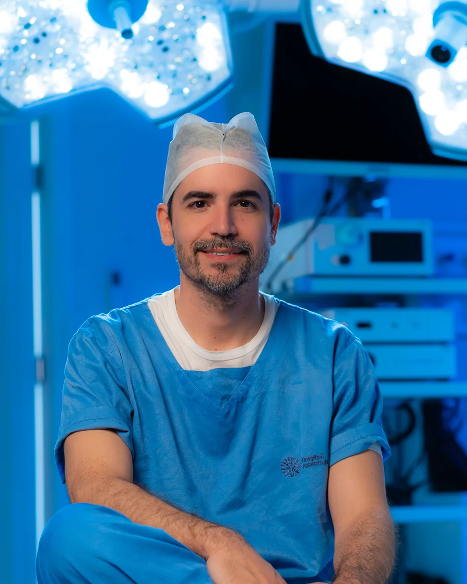 Dr. José Medeiros no centro cirúrgico